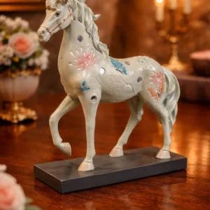 Elegant Floral Horse